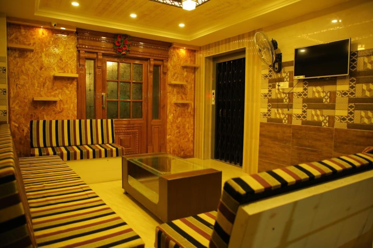 Swapnanivas A/C Dormitory Tirupati Exterior foto