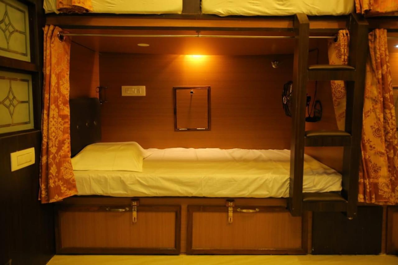 Swapnanivas A/C Dormitory Tirupati Exterior foto